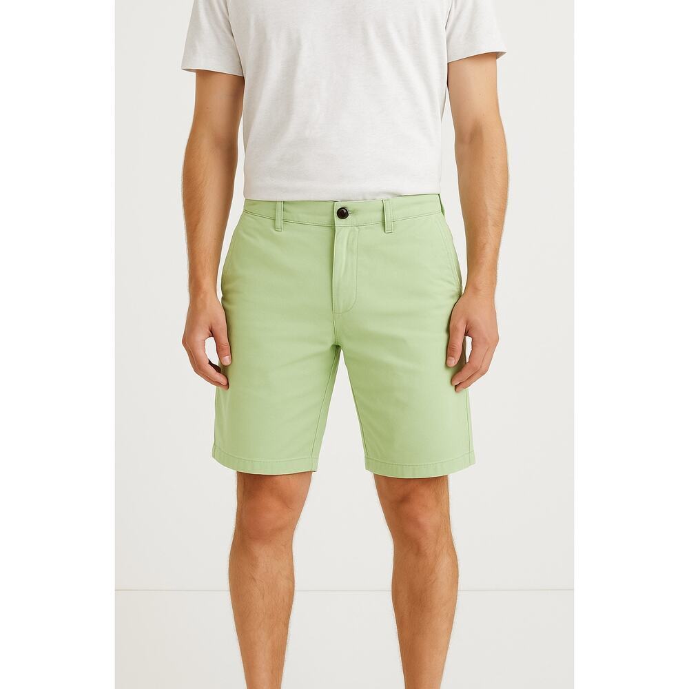 Tommy Hilfiger Classic Fit Green Chino Shorts Men’s Size 32